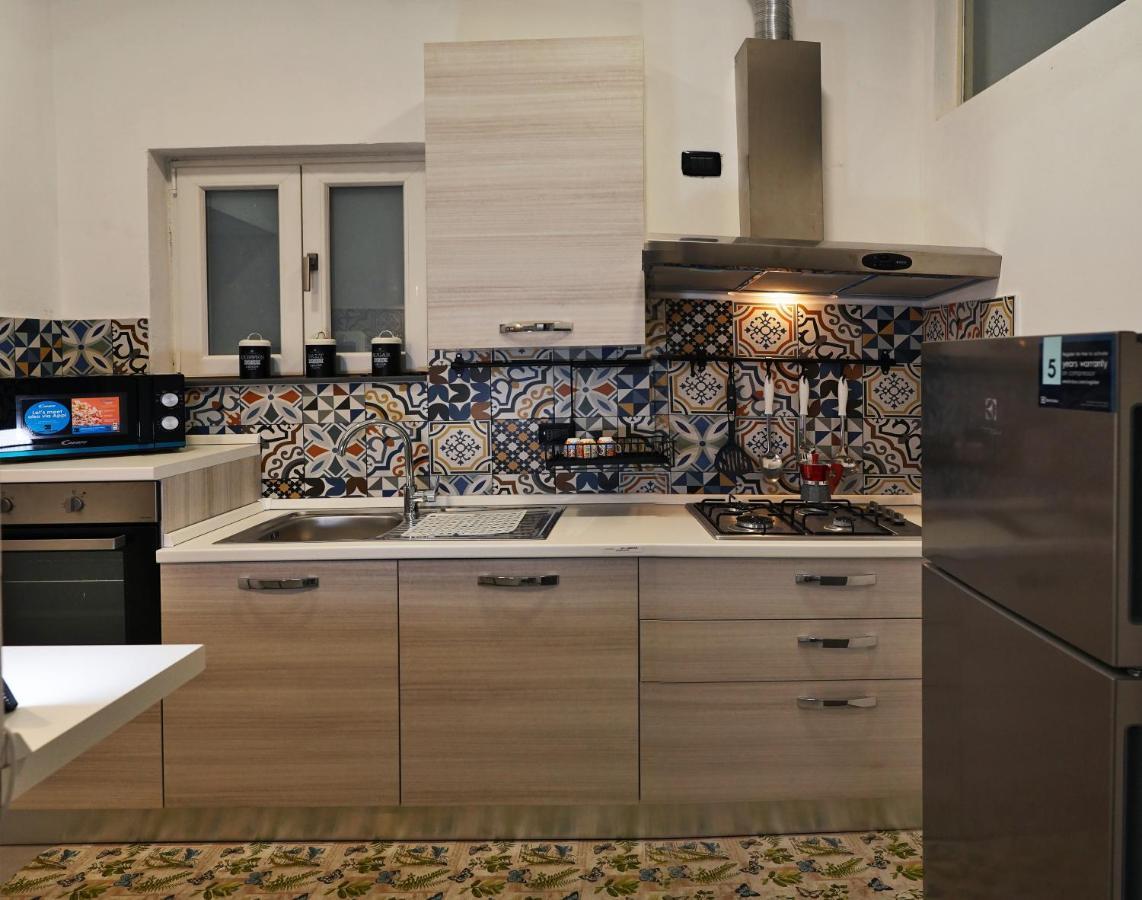 La Petite Suite San Giuliano Катания Экстерьер фото